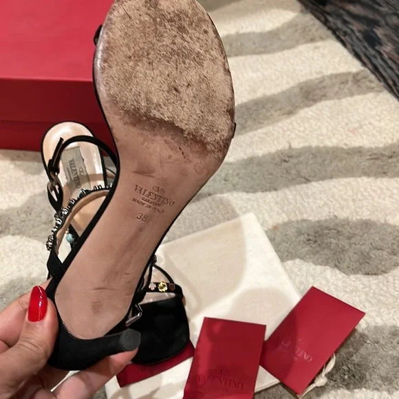 VALENTINO GARAVANI Rockstud Embellished Sandals - Picture 5 of 7